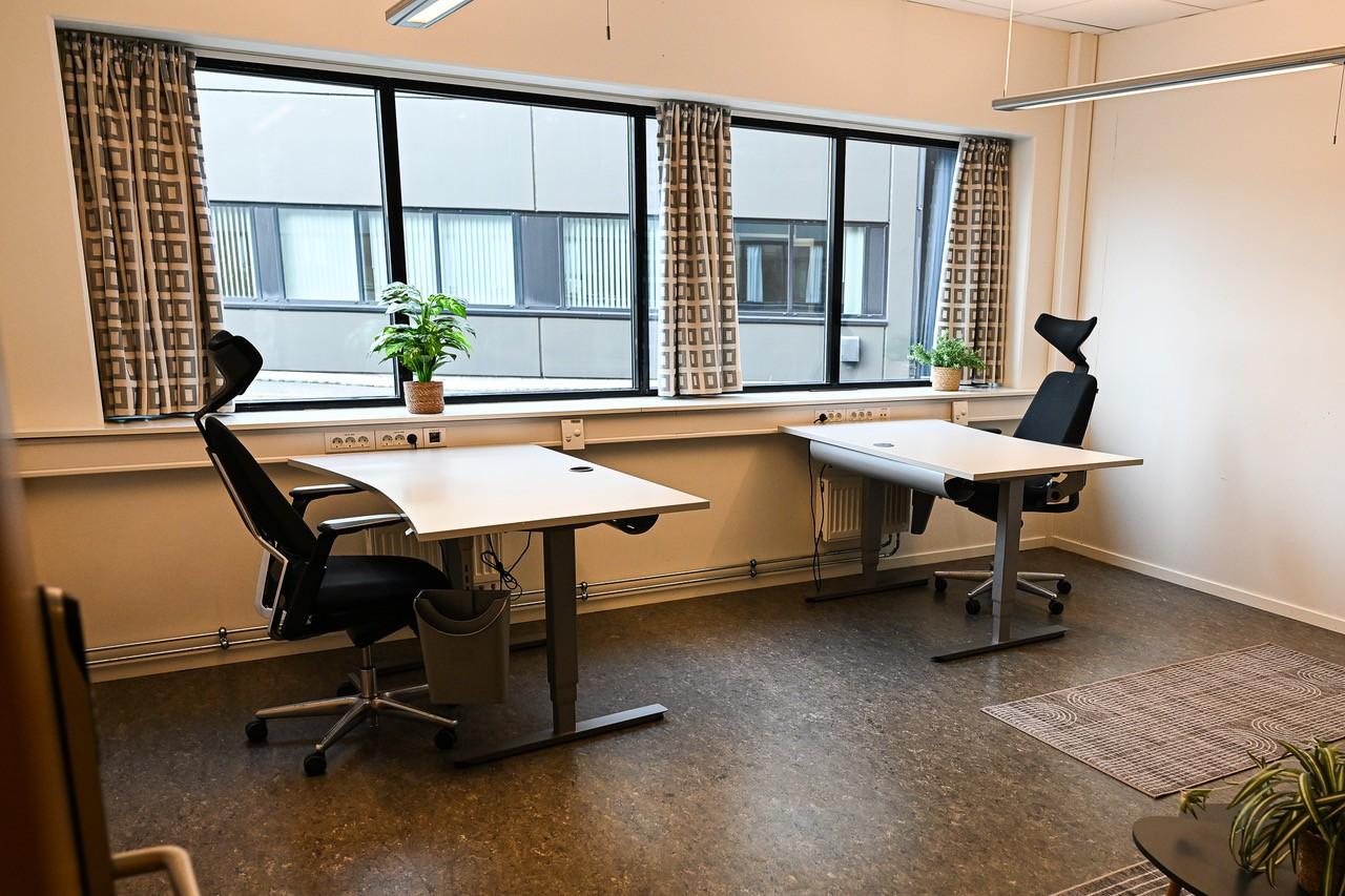 Kontorplasser i et dobbeltkontor