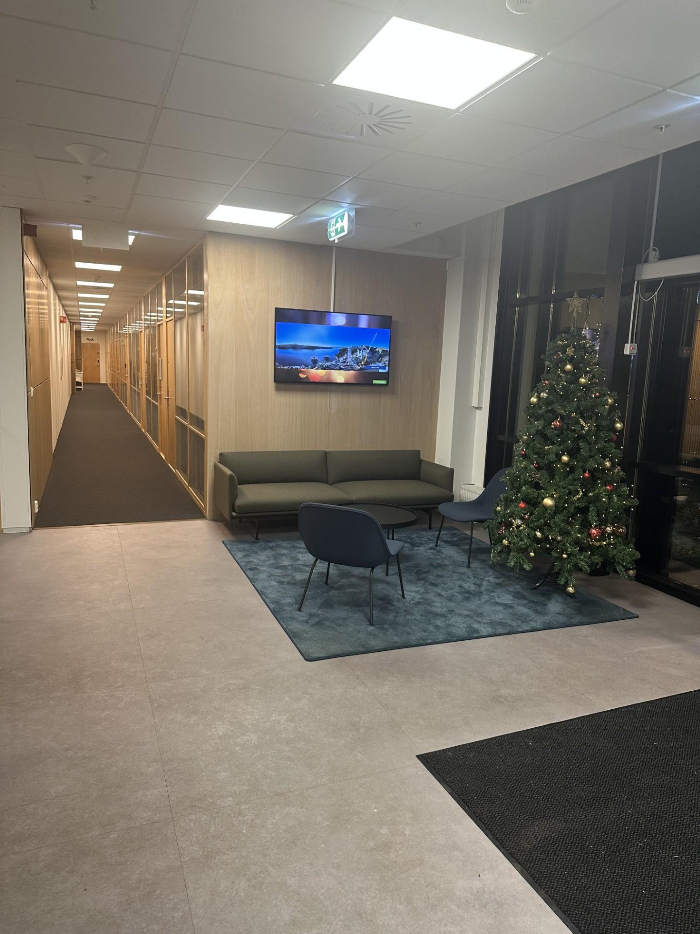Inngang/Lobby Jul